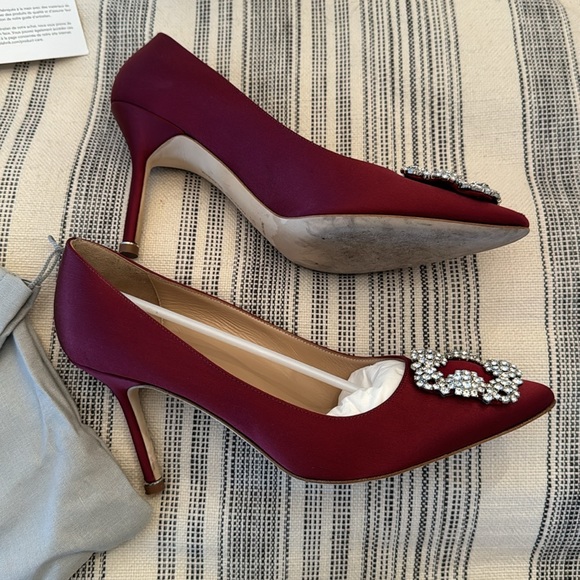 Manolo Blahnik Hangisi - Picture 13 of 16